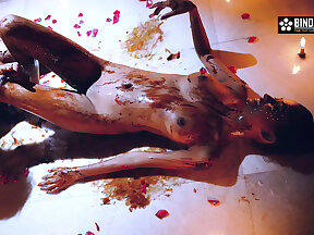 Real homemade sex with hot Indian babe Sudipa on Desi Indianas marriage anniversary